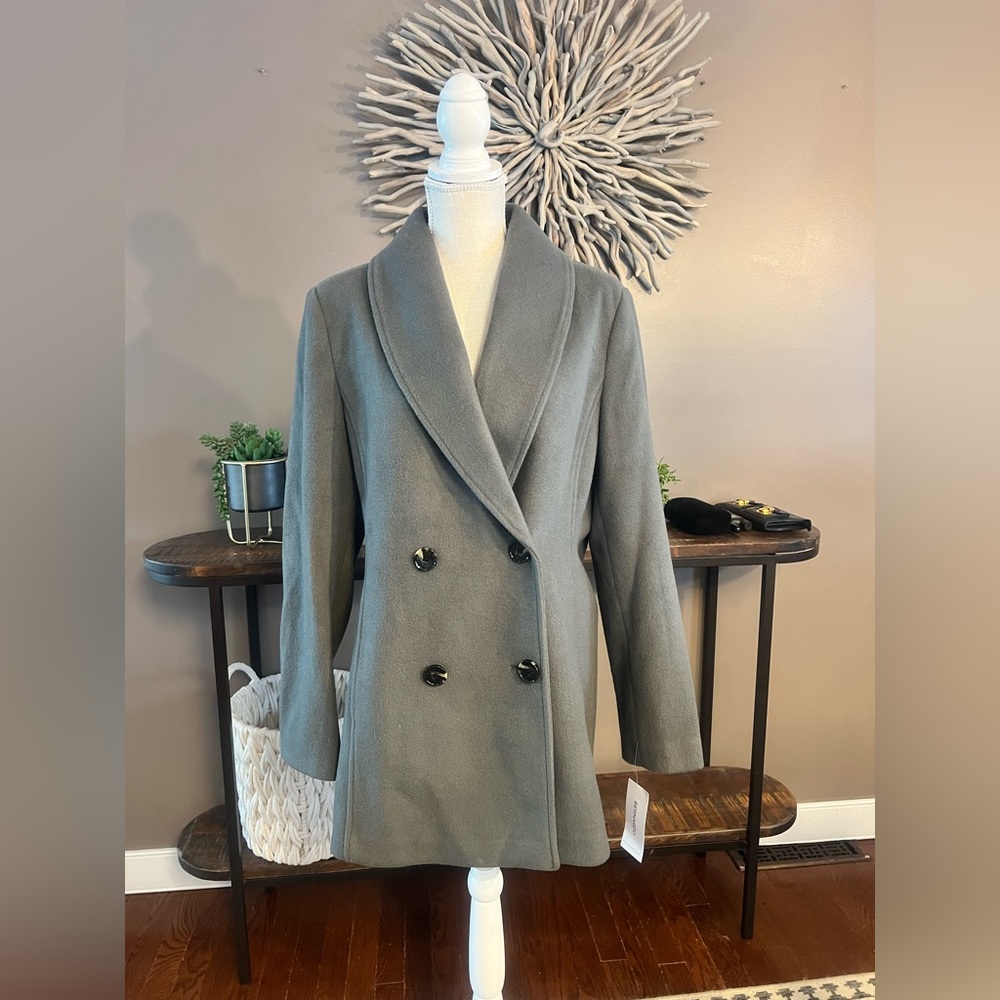 Bernardo Women’s Shawl Collar Classic Peacoat in‎ a double breasted dusty olive